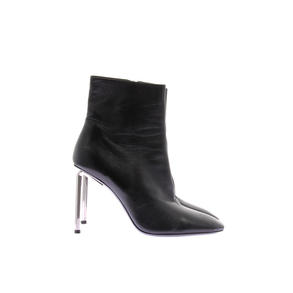 Bottines à talons en cuir