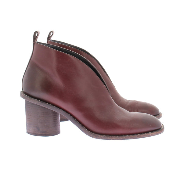 Bottines à talons bordeaux