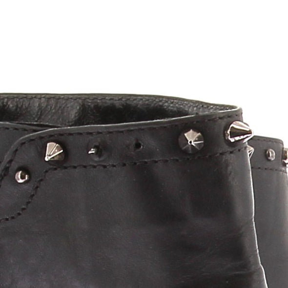 Bottines cloutées