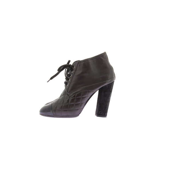 Bottines à talons en cuir