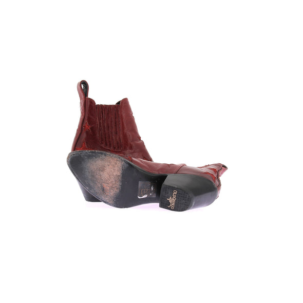 Bottines à talons rouges