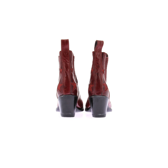 Bottines à talons rouges