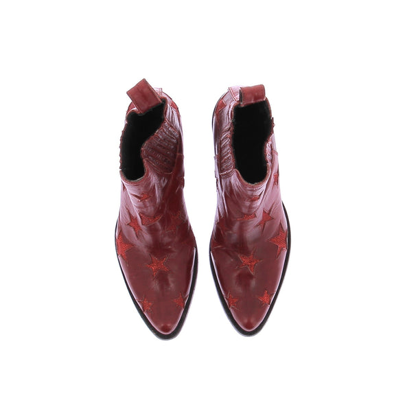 Bottines à talons rouges