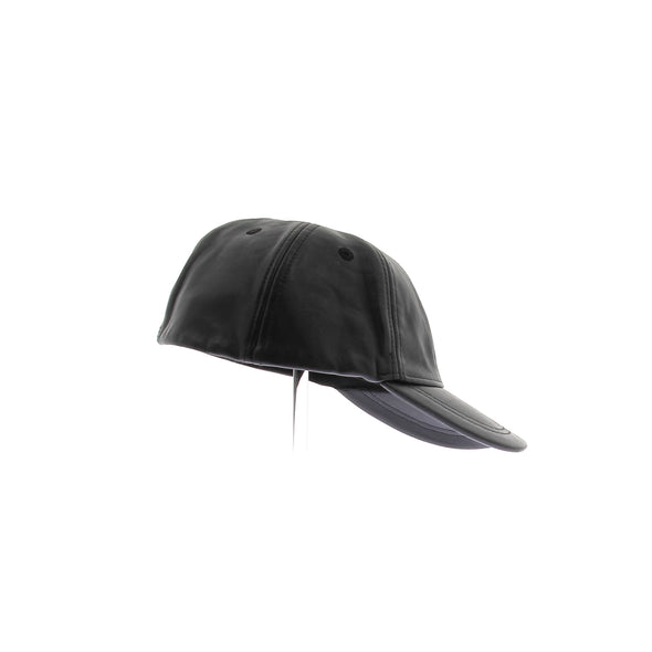 Casquette en cuir synthétique