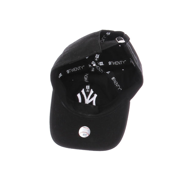 Casquette noire brodée