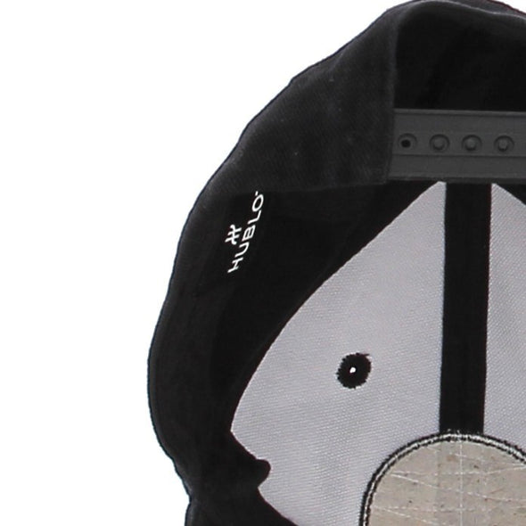 Casquette noire brodée