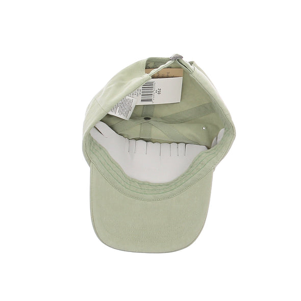 Casquette verte en tissu