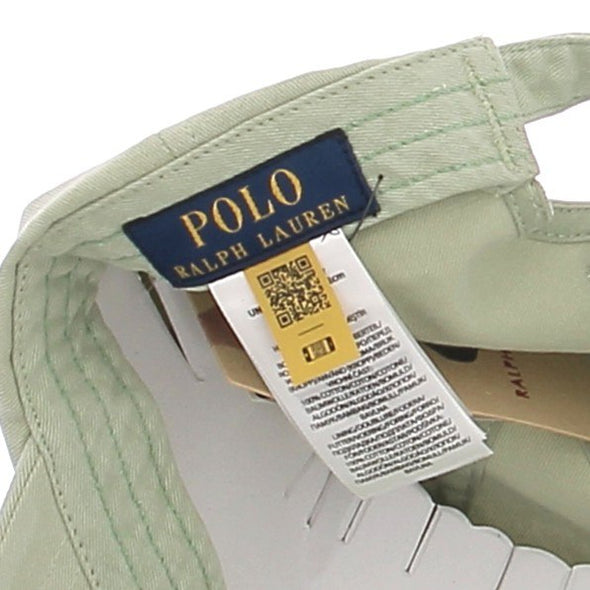 Casquette verte en tissu