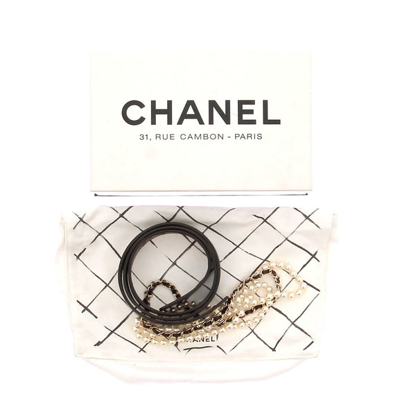 Ceinture en cuir et perles