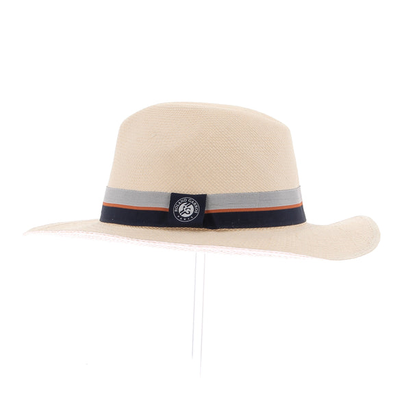 Chapeau en paille