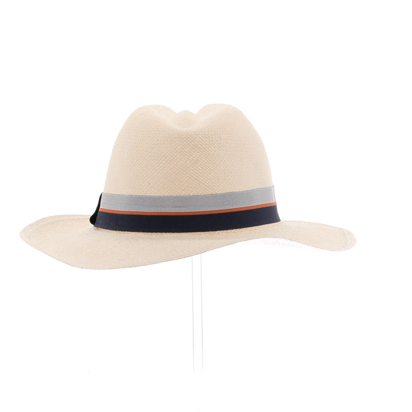 Chapeau en paille