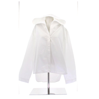 Chemise blanche à capuche