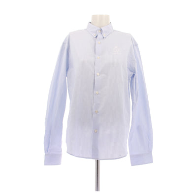 Chemise bleue à rayures blanches