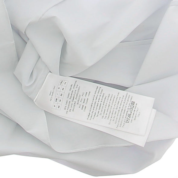 Chemisier gris clair à col brodé