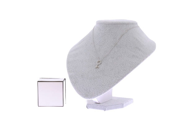 Collier à pendentif argenté