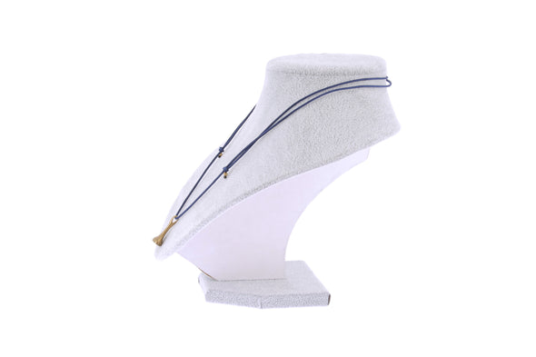 Collier bleu et plaqué or