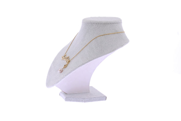 Collier pendentif en or jaune diamants et perles