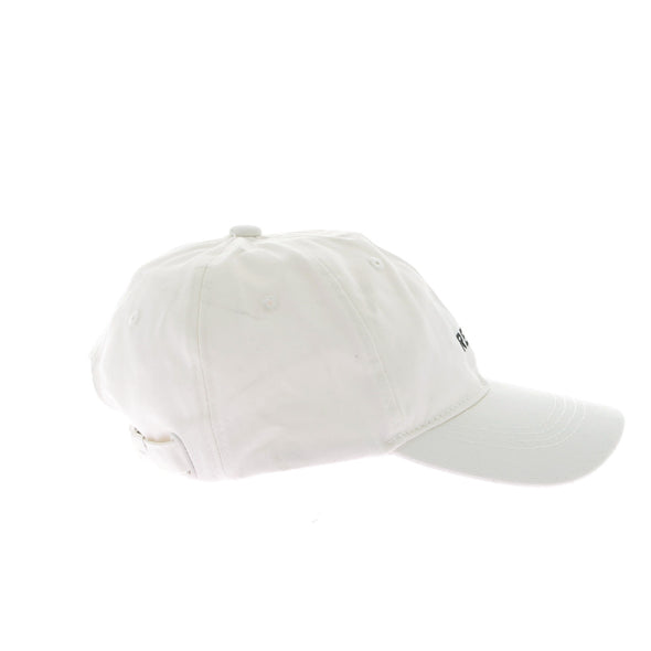 Casquette blanche