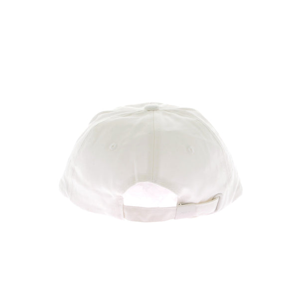 Casquette blanche