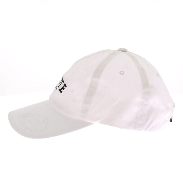 Casquette blanche