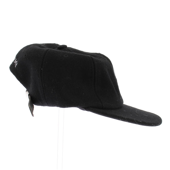 Casquette noire