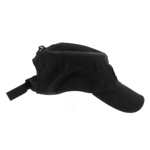 Casquette noire