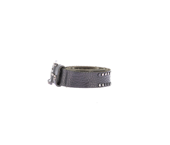 Ceinture en cuir cloutée
