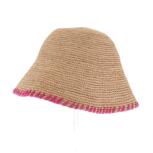Chapeau en raphia