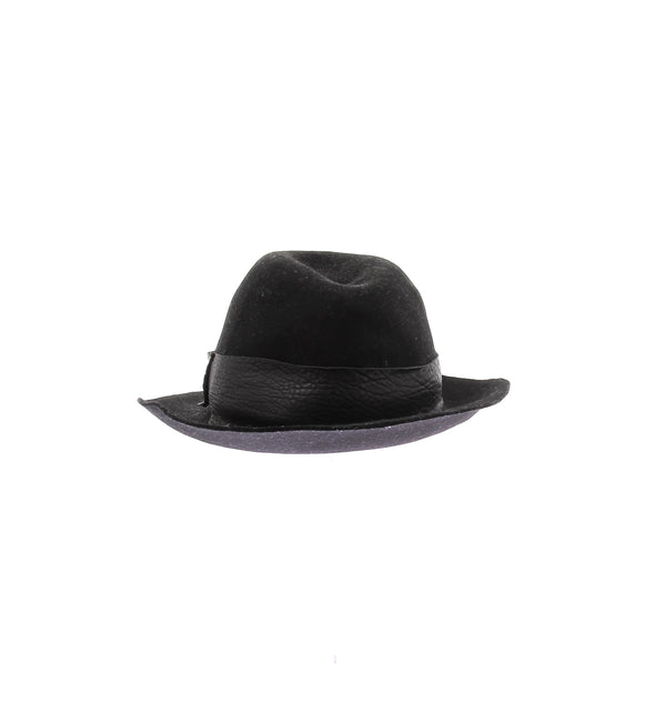 Chapeau en laine et cuir