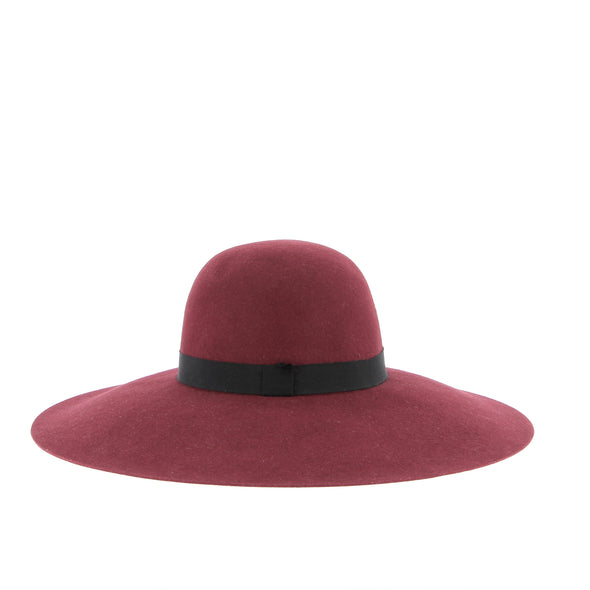 Chapeau en laine bordeaux