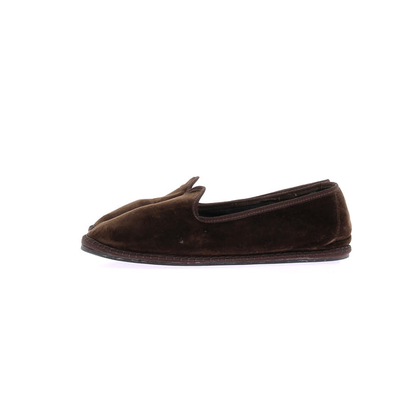 Chaussons de ville en velours marrons