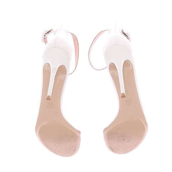 Sandales en cuir blanc