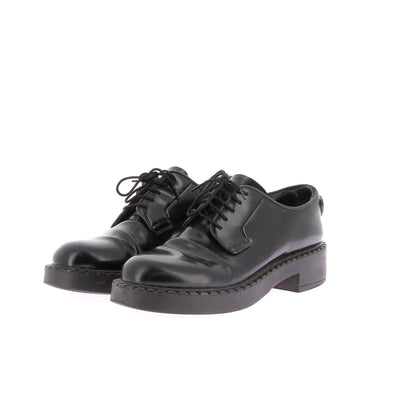 Derbies en cuir noir