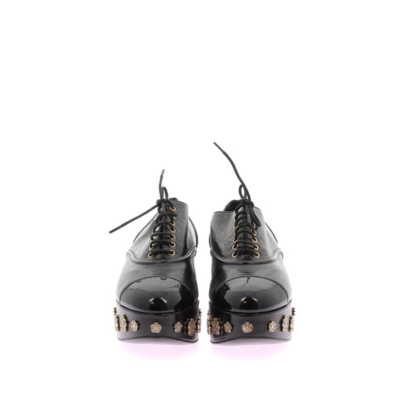 Derbies en cuir noir à plateformes Camélia