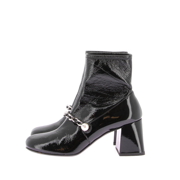 Bottines en cuir vernis