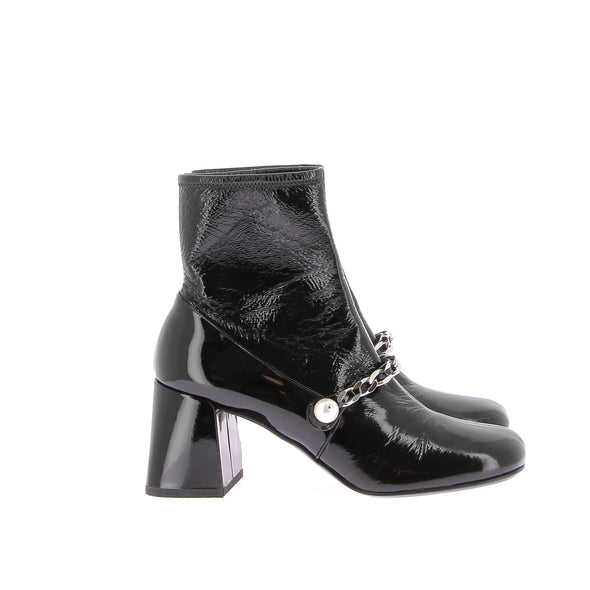 Bottines en cuir vernis