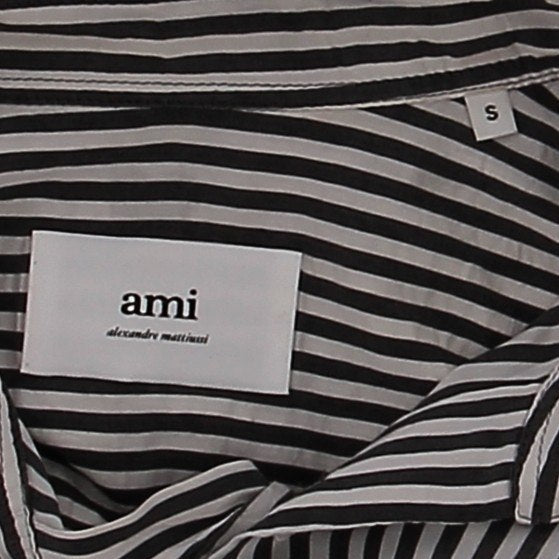 Chemise blanches à rayures grises