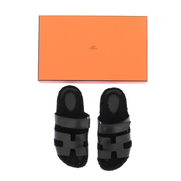 Sandales en shearling