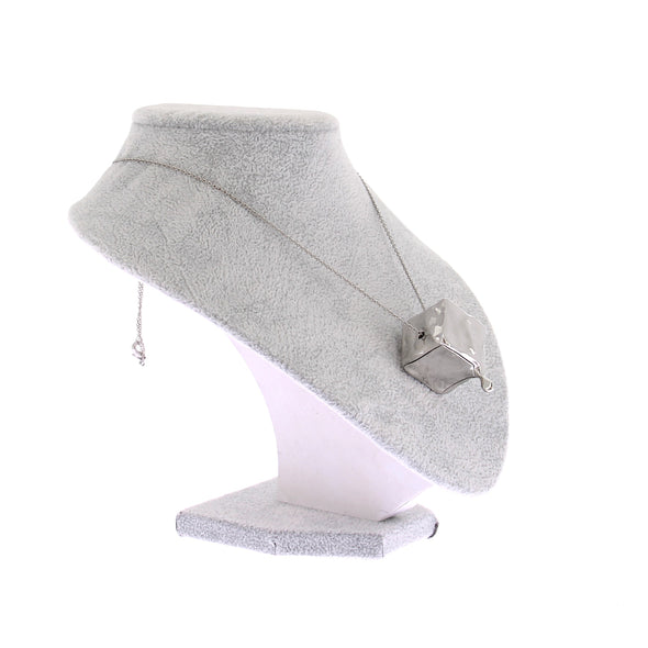 Collier pendentif argenté