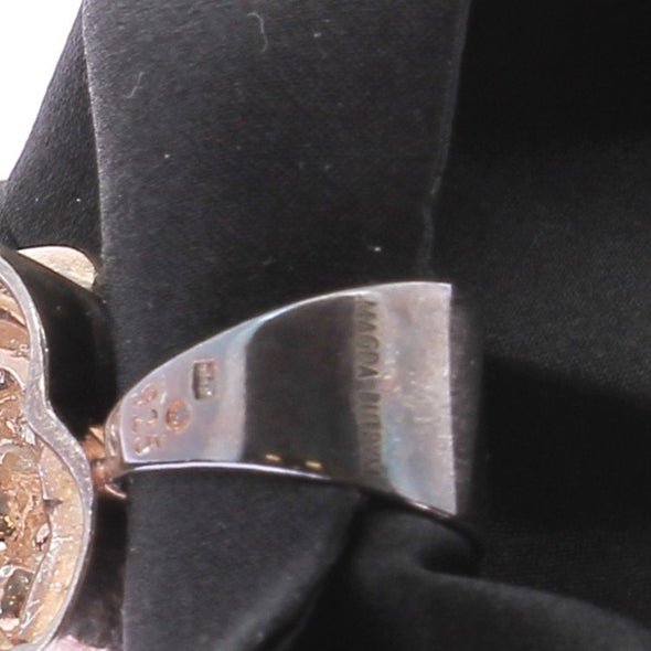 Collier en satin et doré