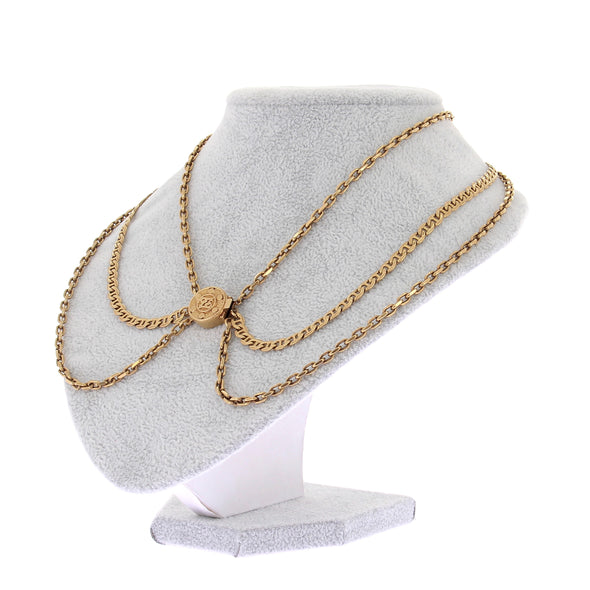 Collier à chaînes dorées