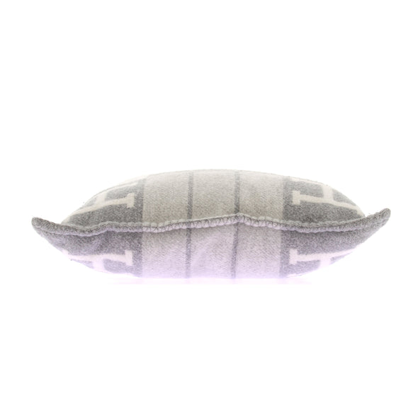 Coussin en laine "Avalon III"
