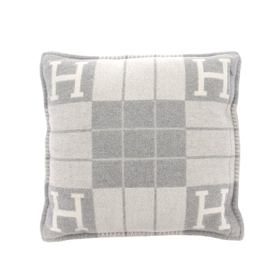 Coussin en laine "Avalon III"