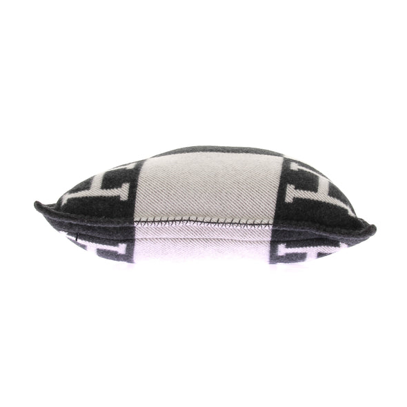 Coussin en laine "Avalon III"