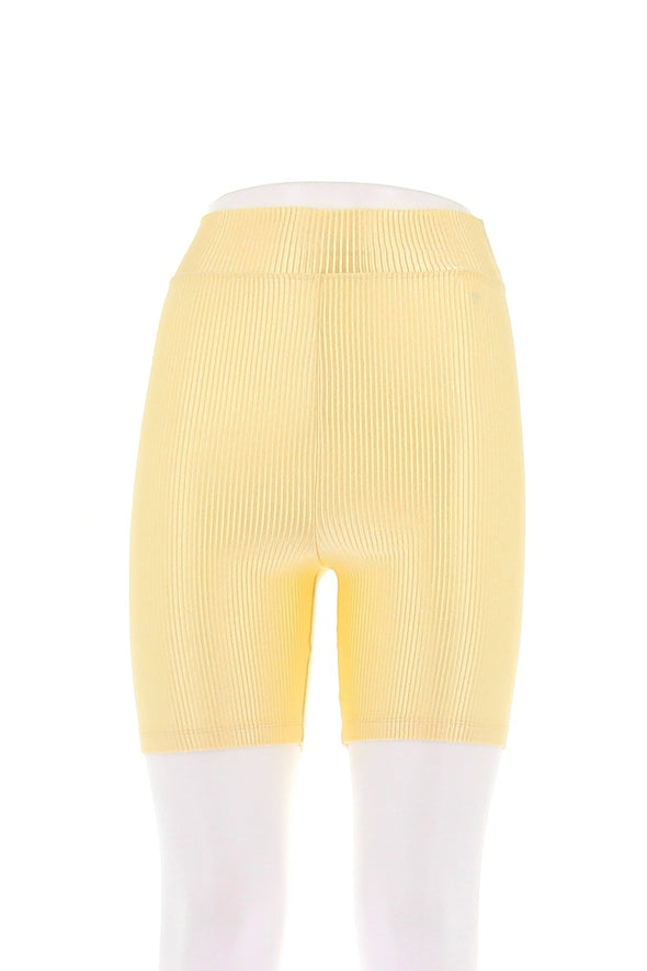 Cycliste jaune