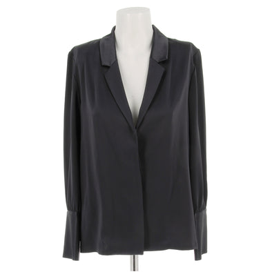 Blazer satiné noir
