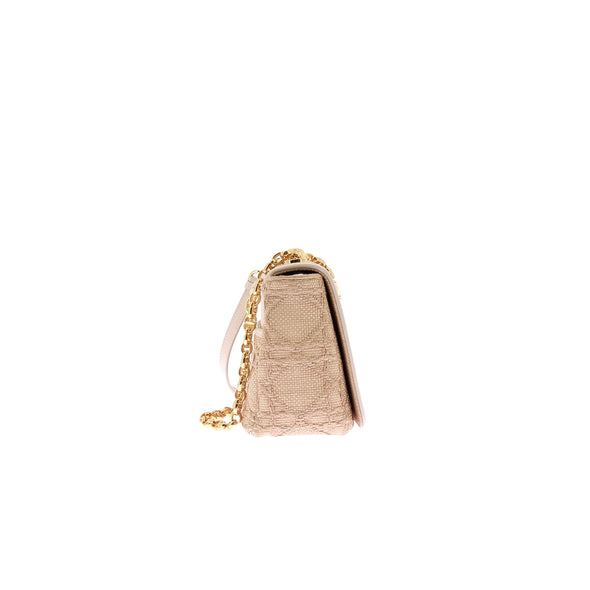 Sac à bandoulière en raphia "Caro"