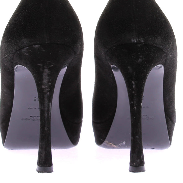 Escarpins en daim