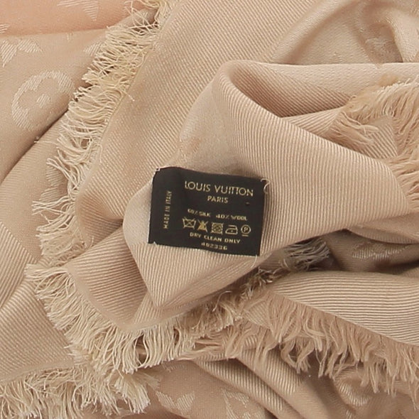 Foulard en mélange de soie et de laine