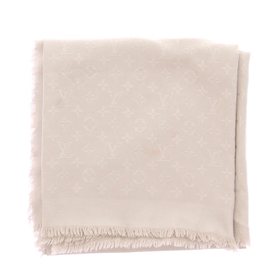 Foulard en mélange de laine et soie